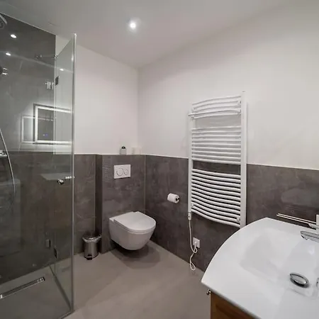 Moebliertes Wohnen - Margarete רוסטוק